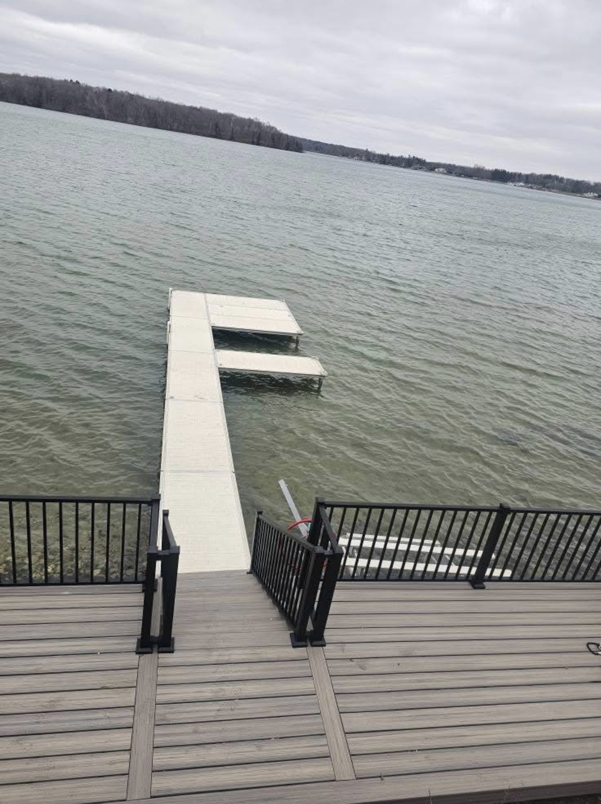Custom dock layout